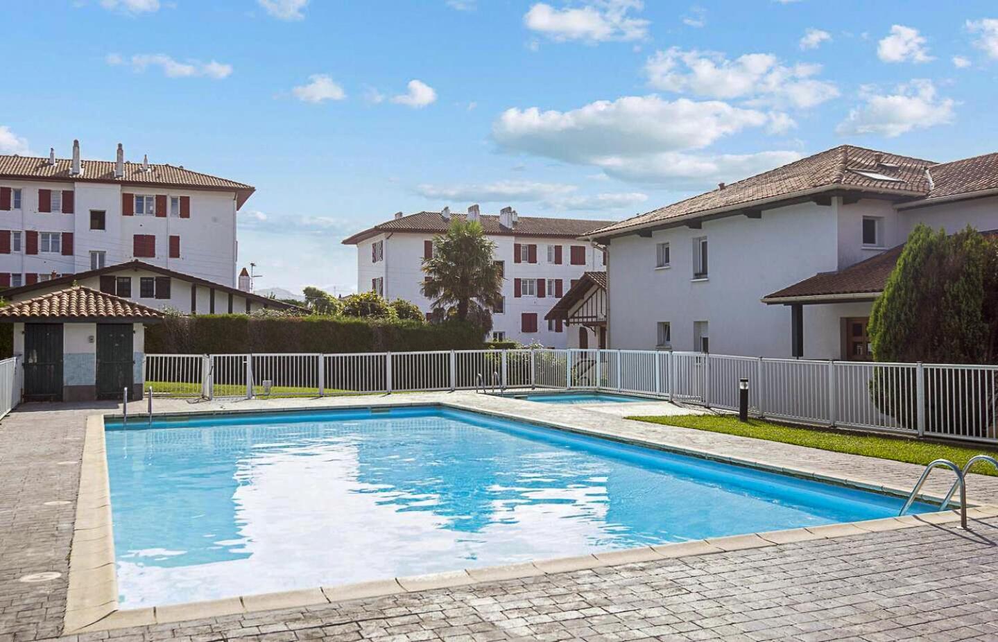 Atlantic Selection - Le Bidassoa - Avec Piscine Et Parking Hendaye Eksteriør billede