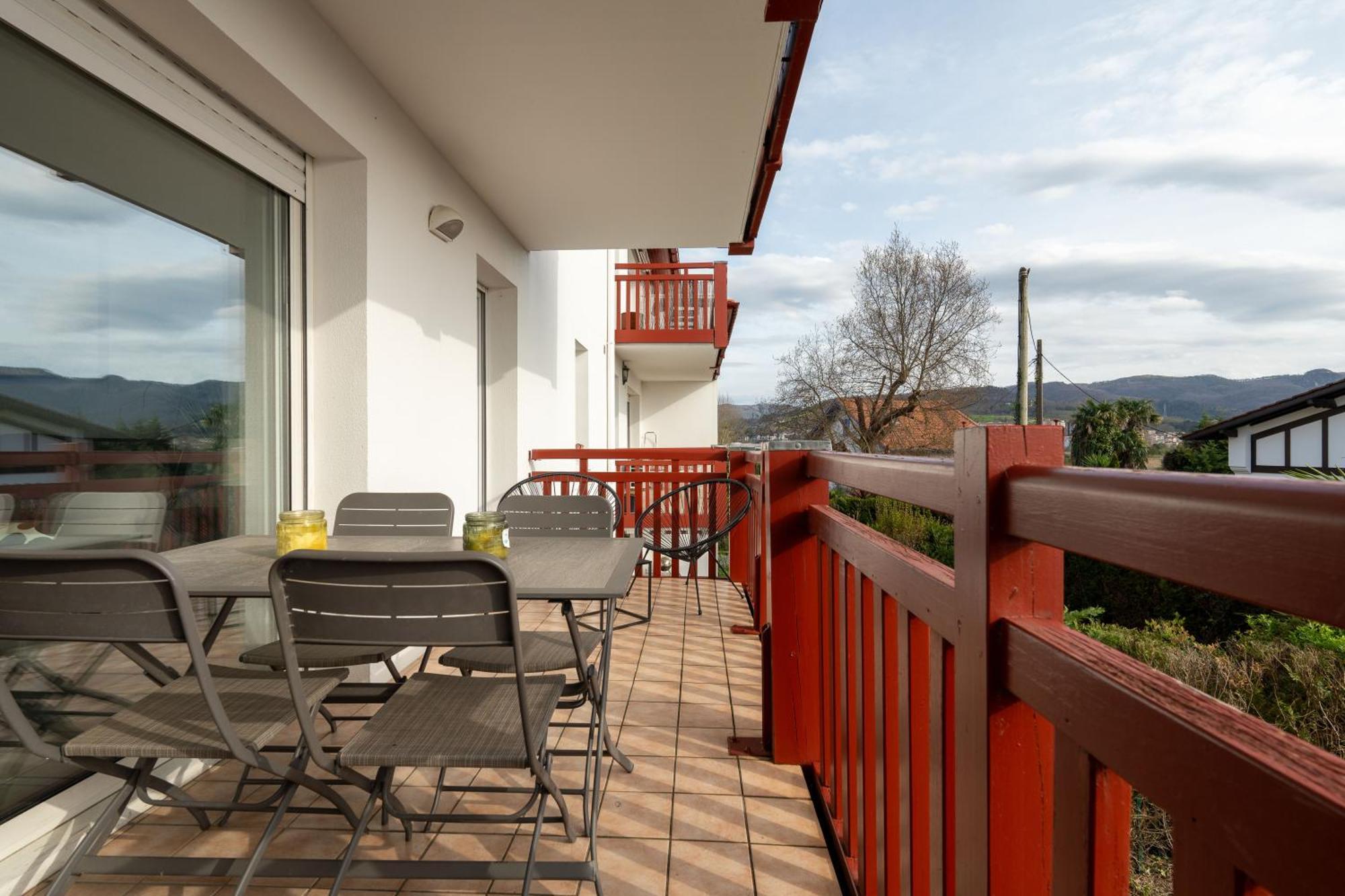Atlantic Selection - Le Bidassoa - Avec Piscine Et Parking Hendaye Eksteriør billede